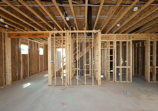 2nd image of 1133 Brittany Dr, Delaware, OH 43015 | MLS# 226030483