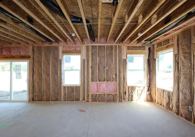 3rd image of 1133 Brittany Dr, Delaware, OH 43015 | MLS# 226030483
