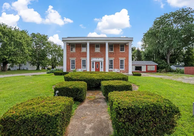 1st image of 3900 Noe Bixby Rd, Columbus, OH 43232 | MLS# 226030488
