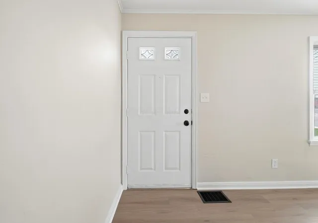 Photo 4 of Single family home for sale at 1846 Rhoda Ave, Columbus, OH 43212 | MLS# 226030913 | Listing updated on 2026-09-14