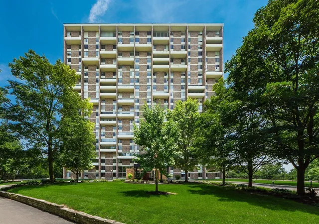 1st image of 1000 Urlin Ave #622, Columbus, OH 43212 | MLS# 226030668