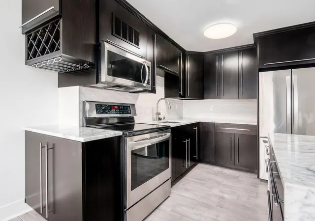 Photo 4 of Condo for sale at 1000 Urlin Ave #622, Columbus, OH 43212 | MLS# 226030668 | Listing updated on 2026-10-19