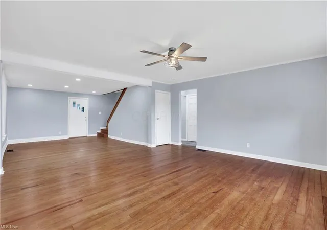 2nd image of 530 Wooster Rd, Mount Vernon, OH 43050 | MLS# 226030526