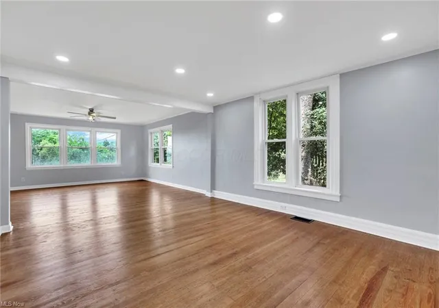 Photo 3 of Single family home for sale at 530 Wooster Rd, Mount Vernon, OH 43050 | MLS# 226030526 | Listing updated on 2026-10-07
