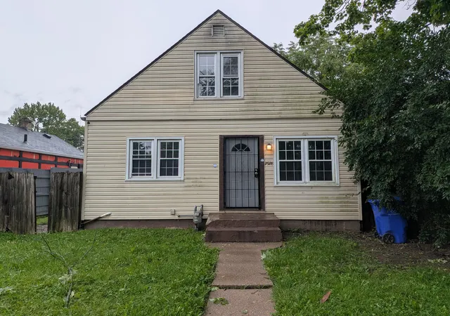 1st image of 2928 Azelda St, Columbus, OH 43224 | MLS# 226030673