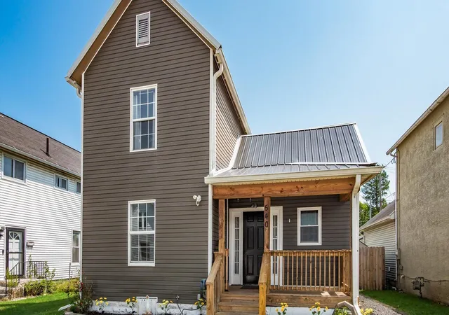 1st image of 540 Prior Ave, Newark, OH 43055 | MLS# 226031024