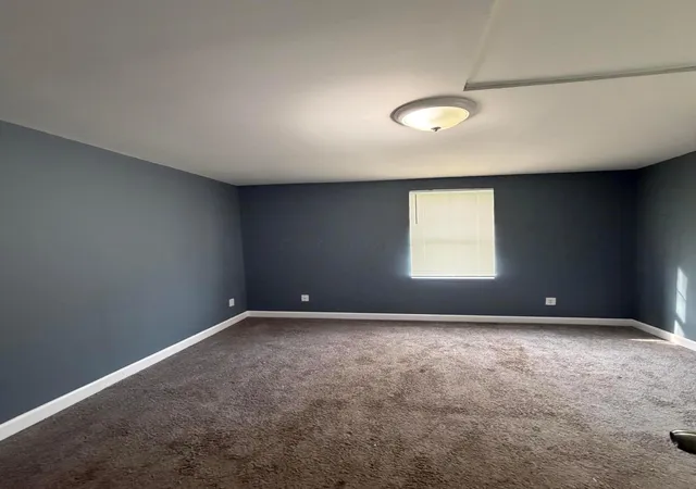 Photo 4 of Single family home for sale at 20 Fairview Ave, London, OH 43140 | MLS# 226031987 | Listing updated on 2026-09-30