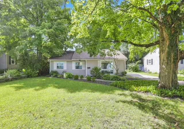 Photo 3 of Single family home for sale at 2515 Swansea Rd, Columbus, OH 43221 | MLS# 226032174 | Listing updated on 2026-09-12