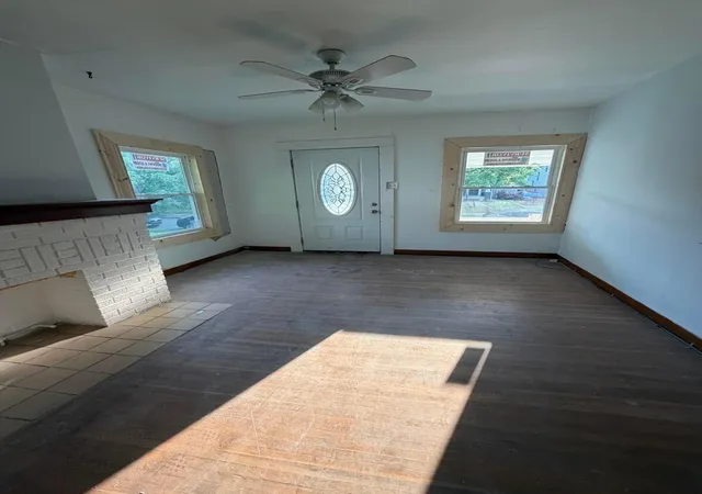 3rd image of 308 N Burgess Ave, Columbus, OH 43204 | MLS# 226030591