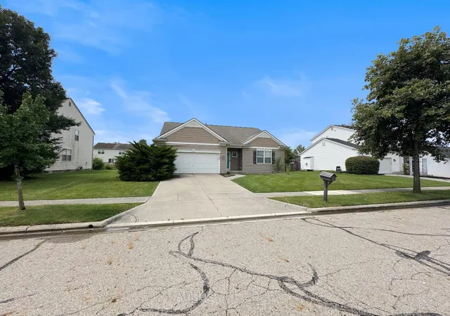 1st image of 5743 Cedar Lawn Dr, Groveport, OH 43125 | MLS# 226030565