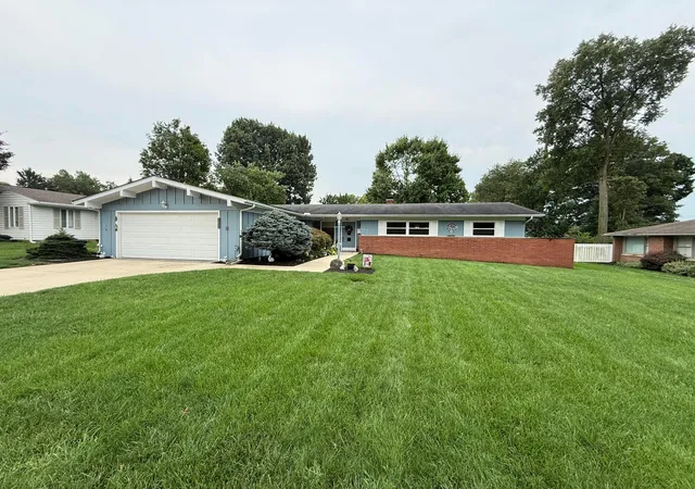 1st image of 333 Wood Ln, Circleville, OH 43113 | MLS# 226030616
