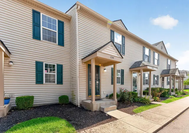 3rd image of 1734 Ridgebury Dr #139B, Hilliard, OH 43026 | MLS# 226030585