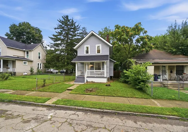 Photo 3 of Single family home for sale at 958 Miller Ave, Columbus, OH 43206 | MLS# 226030592 | Listing updated on 2026-09-09