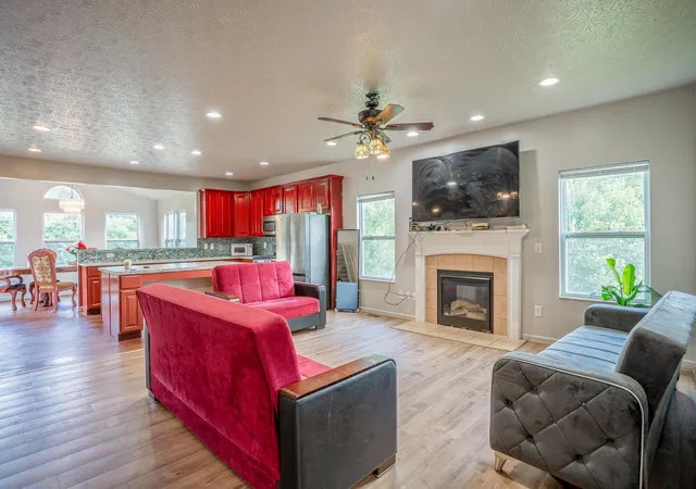 Photo 3 of Single family home for sale at 1461 Hoovler Way, Pataskala, OH 43062 | MLS# 226030597 | Listing updated on 2026-09-20