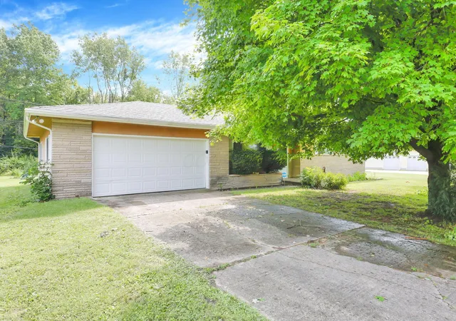 4th image of 82 N Belmar Dr, Reynoldsburg, OH 43068 | MLS# 226030643