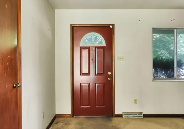 5th image of 82 N Belmar Dr, Reynoldsburg, OH 43068 | MLS# 226030643