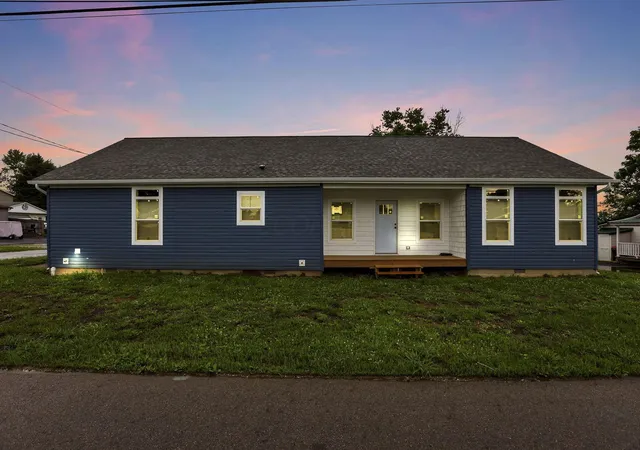 Photo 1 of Single family home for sale at 216 Wood St, Buckeye Lake, OH 43008 | MLS# 226030623 | Listing updated on 2026-09-06