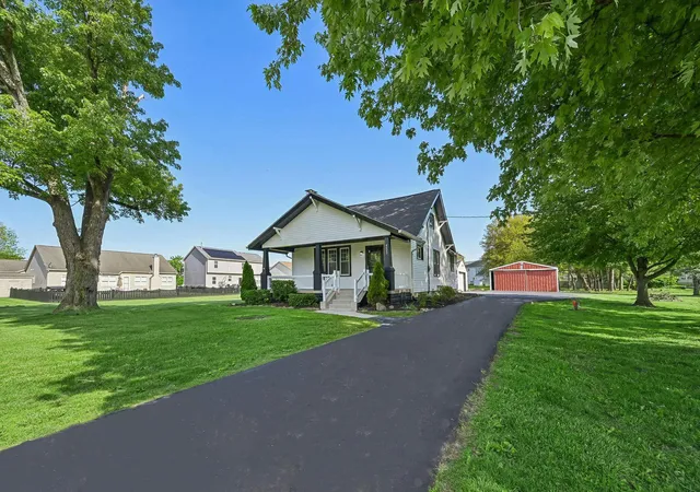 1st image of 4602 Grovecity, Grove City, OH 43123 | MLS# 226031269