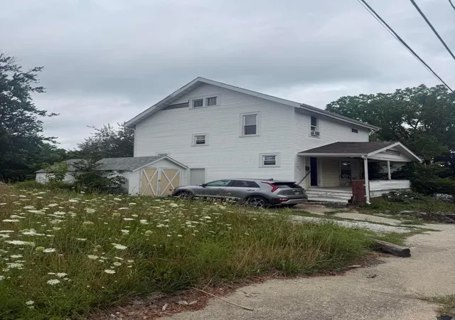 Photo 4 of Single family home for sale at 426 Parker St, Mansfield, OH 44906 | MLS# 226031040 | Listing updated on 2026-08-15