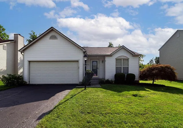 Photo 2 of Single family home for sale at 3342 Patcon Way, Hilliard, OH 43026 | MLS# 226030661 | Listing updated on 2026-08-29