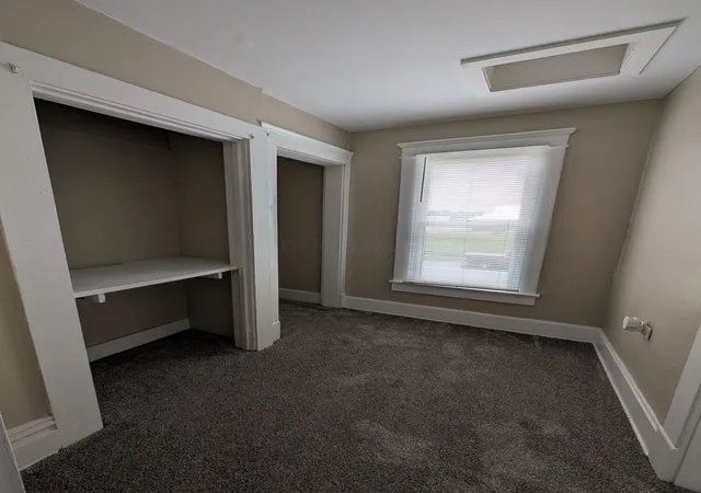 Photo 4 of Single family home for sale at 76 Cambria St, Newark, OH 43055 | MLS# 226030901 | Listing updated on 2026-10-09