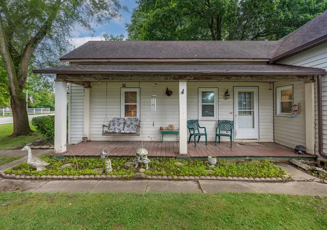 3rd image of 7570 Troy Rd, Springfield, OH 45502 | MLS# 226031148