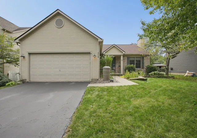 2nd image of 318 Pecan Ct, Delaware, OH 43015 | MLS# 226031553