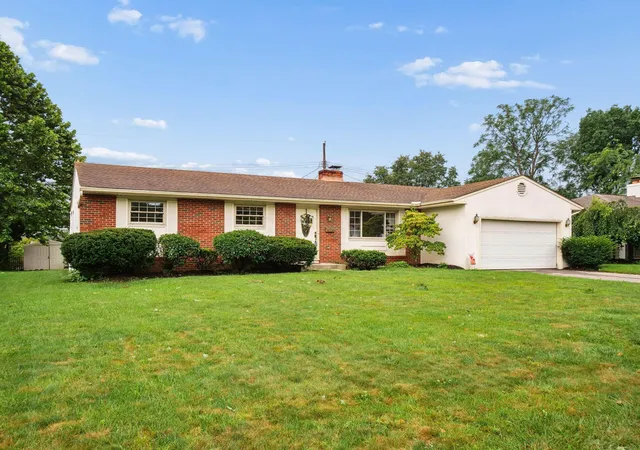 3rd image of 1069 Kennington Ave, Columbus, OH 43220 | MLS# 226030863