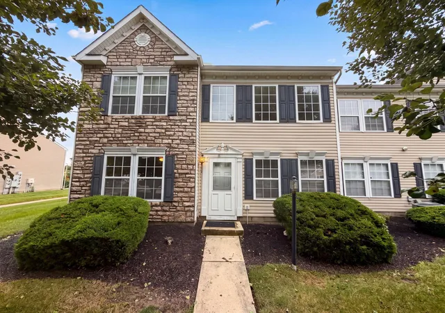 1st image of 4186 Coble Bowman Wy #15, Canal Winchester, OH 43110 | MLS# 226030686
