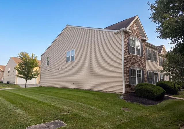 2nd image of 4186 Coble Bowman Wy, Canal Winchester, OH 43110