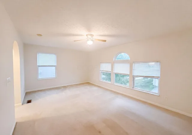 4th image of 4186 Coble Bowman Wy #15, Canal Winchester, OH 43110 | MLS# 226030686