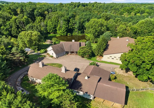 2nd image of 7820 Old Delaware Rd, Mount Vernon, OH 43050 | MLS# 226031367