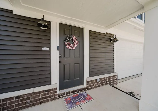 4th image of 1017 Queen Bee Pl, Grove City, OH 43123 | MLS# 226030727