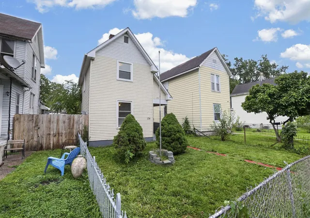 Photo 3 of Single family home for sale at 174 N Princeton Ave, Columbus, OH 43222 | MLS# 226031145 | Listing updated on 2026-09-23