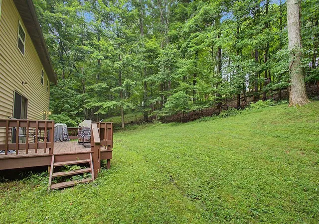 Photo 3 of Single family home for sale at 547 Ter Ridge Cir, Howard, OH 43028 | MLS# 226030761 | Listing updated on 2026-09-24