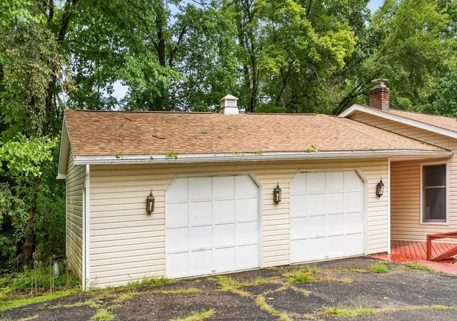 59th image of 300 Eastlawn Cir, Zanesville, OH 43701 | MLS# 226030871
