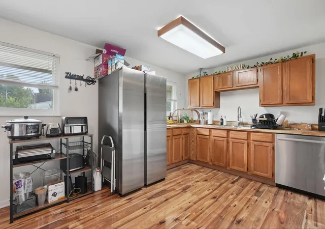 Photo 4 of Single family home for sale at 3513 Roswell Dr, Columbus, OH 43227 | MLS# 226030996 | Listing updated on 2026-08-21