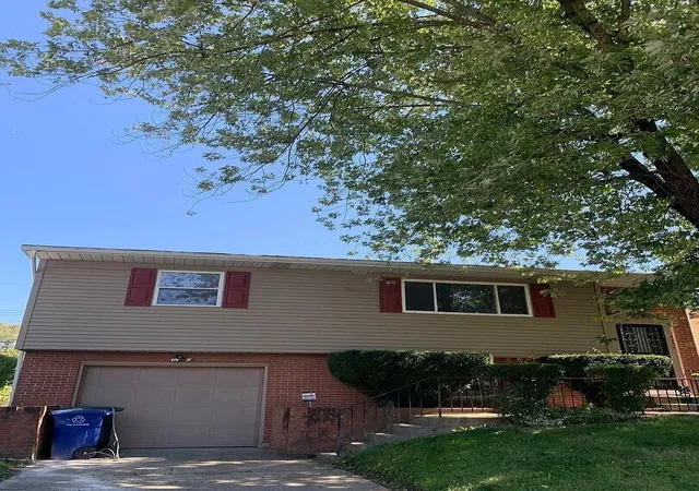 Single family home for sale at 3352 Norwalk Rd, Columbus, OH 43207 | MLS# 226031652