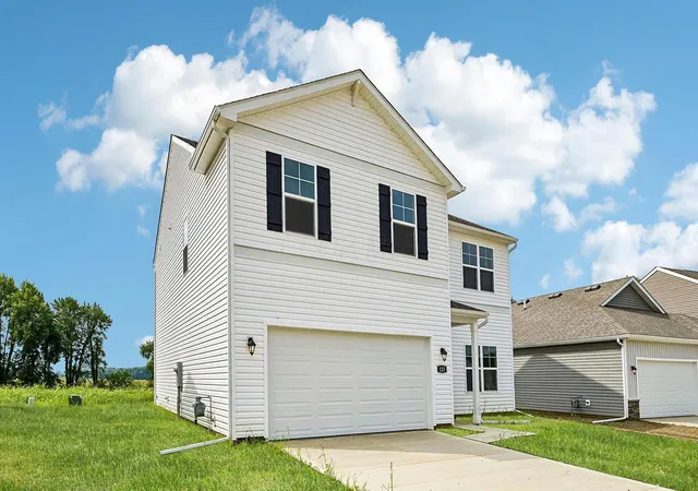 Photo 2 of Single family home for sale at 125 Appleseed Way, Mount Vernon, OH 43050 | MLS# 226030756 | Listing updated on 2026-09-14
