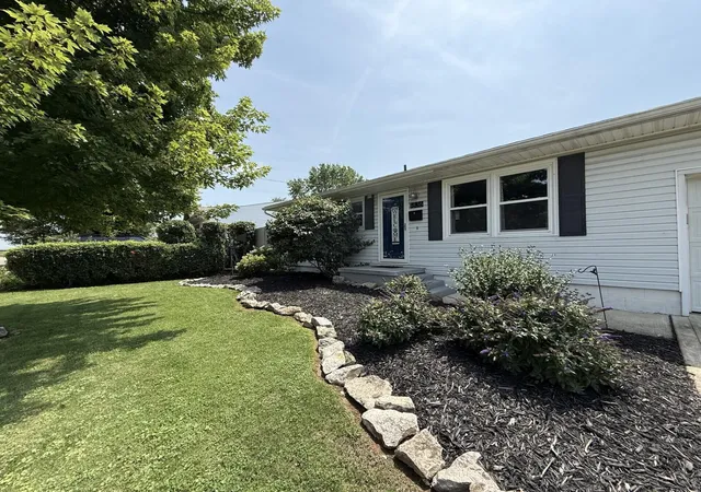 Photo 2 of Single family home for sale at 1836 Zimmer St, Lancaster, OH 43130 | MLS# 226030778 | Listing updated on 2026-09-13