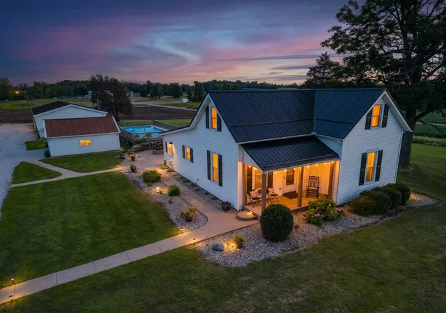 1st image of 2973 Rowe Ging Rd Sw, Washington Court House, OH 43160 | MLS# 226030835
