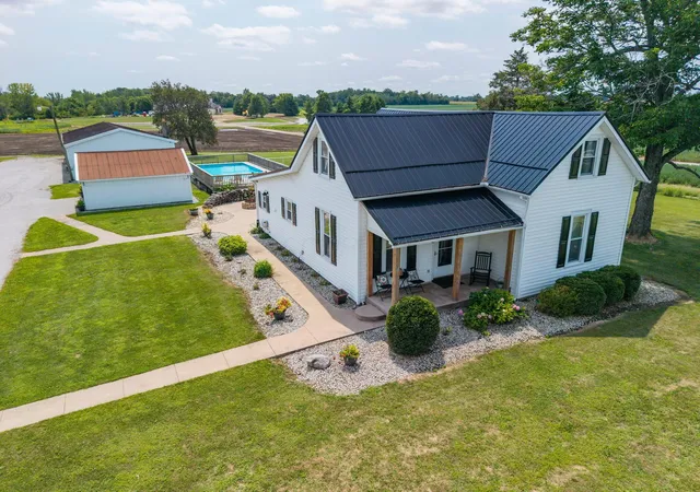 2nd image of 2973 Rowe Ging Rd Sw, Washington Court House, OH 43160 | MLS# 226030835