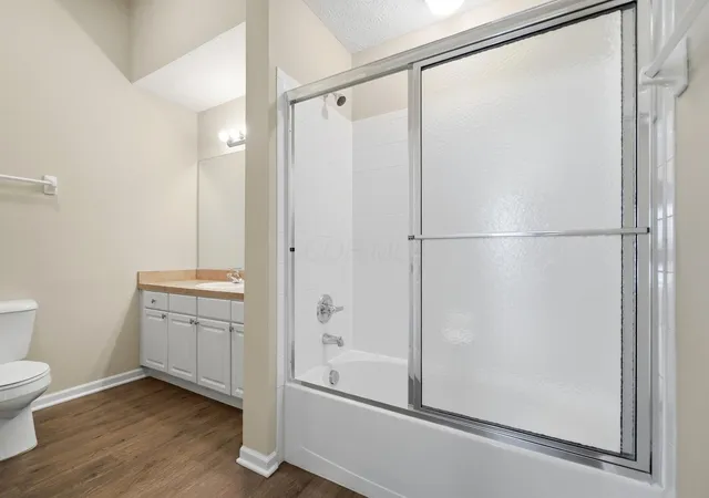 Listing Photo 2 - Condo for sale in building located at 557 Ruttington Ln, Westerville, OH 43082 - Unit #