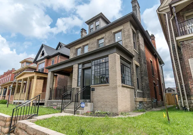 2nd image of 1275 E Long St, Columbus, OH 43203 | MLS# 226030823
