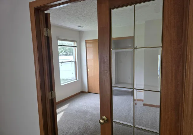 3rd image of 2049 Margo Rd, Columbus, OH 43229 | MLS# 226030836