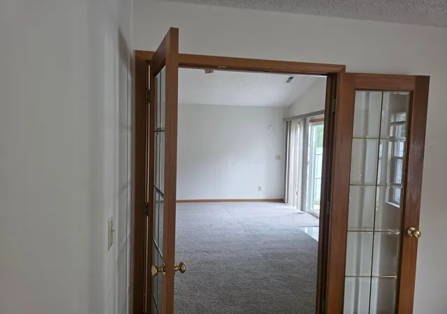 4th image of 2049 Margo Rd, Columbus, OH 43229 | MLS# 226030836