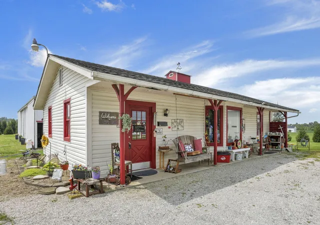 1st image of 3265 Barnes Rd, Centerburg, OH 43011 | MLS# 226030842