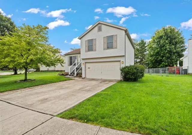 Photo 2 of Single family home for sale at 6 Ashton Dr, Ashville, OH 43103 | MLS# 226031159 | Listing updated on 2026-09-02