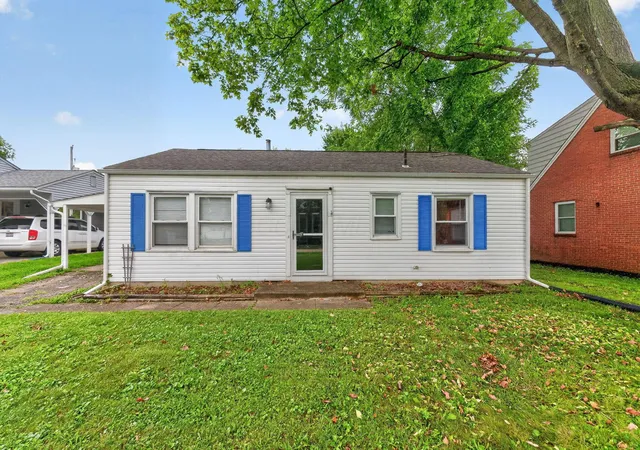 1st image of 392 Weymouth Ln, Columbus, OH 43228 | MLS# 226031636