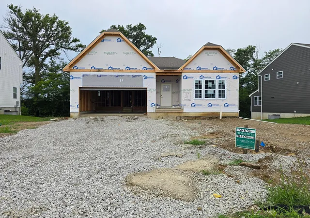 Photo 3 of Single family home for sale at 461 Creekside Dr, Commercial Point, OH 43116 | MLS# 226030909 | Listing updated on 2026-08-20